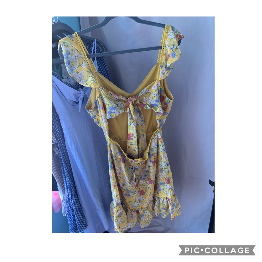 Dress - Picture 2 of 3